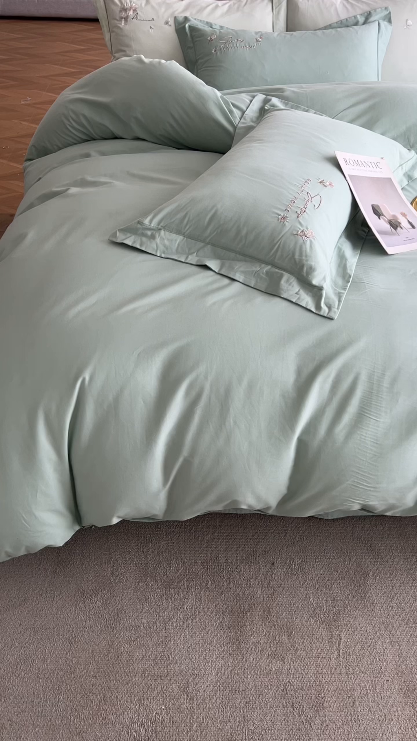 91家纺网 家纺一手货源 找家纺 帛美家纺 2026新款全棉纯棉轻奢绣花四件套 莱雅-浅石兰