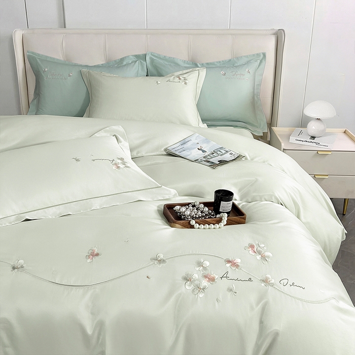 91家纺网 家纺一手货源 找家纺 帛美家纺 2026新款全棉纯棉轻奢绣花四件套 梦娜-嫩芽绿