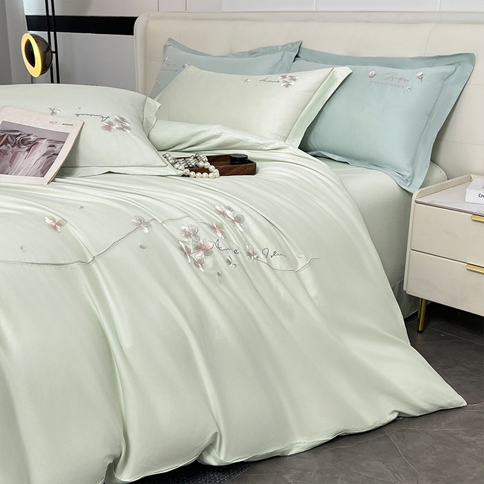 91家纺网 家纺一手货源 找家纺 帛美家纺 2026新款全棉纯棉轻奢绣花四件套 梦娜-嫩芽绿