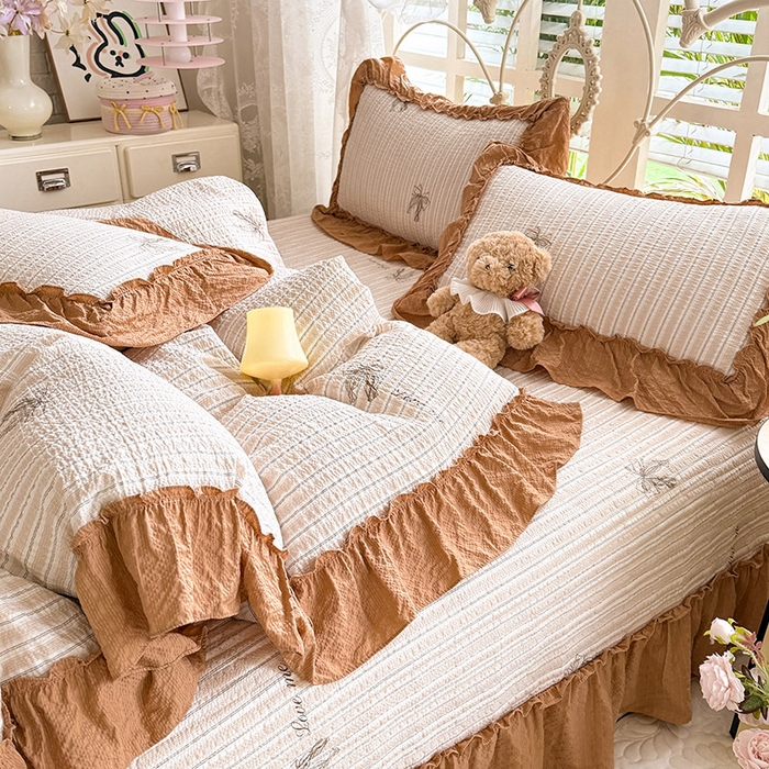 91家纺网 家纺一手货源 找家纺 韩约家纺 2026新款法式大花边泡芙棉床盖款被套四件套 蝴蝶结