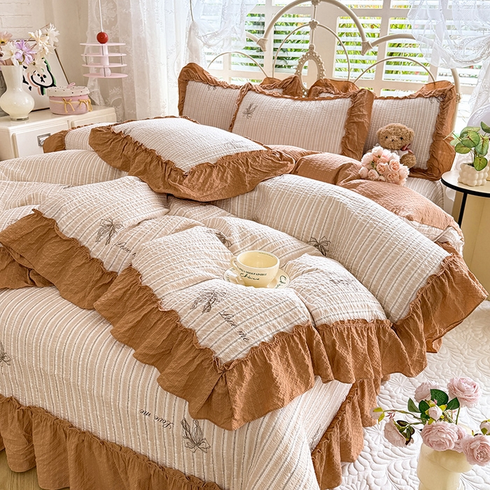 91家纺网 家纺一手货源 找家纺 韩约家纺 2026新款法式大花边泡芙棉床盖款被套四件套 蝴蝶结