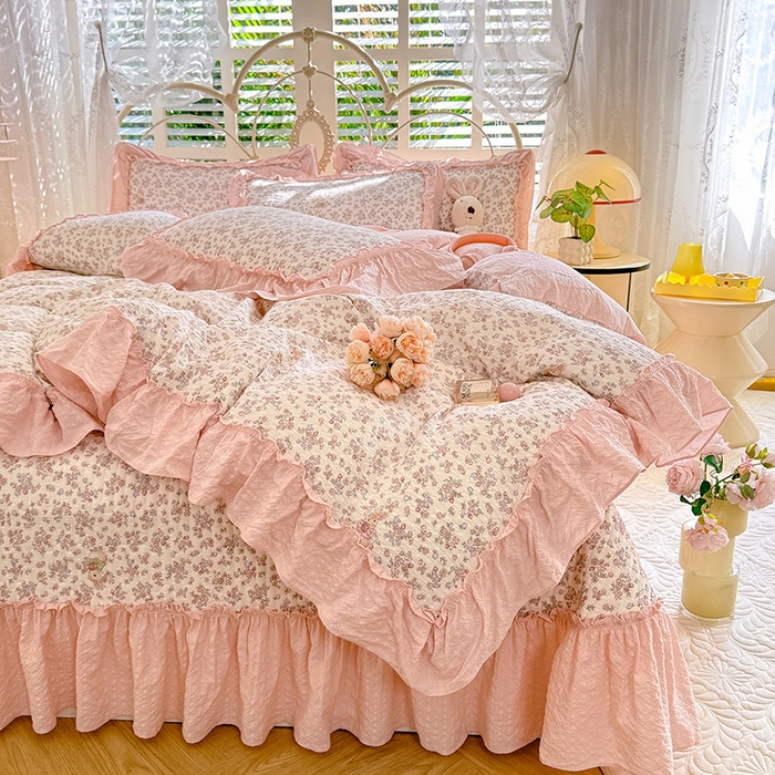 91家纺网 家纺一手货源 找家纺 韩约家纺 2026新款法式大花边泡芙棉床盖款被套四件套 花涧