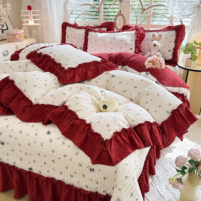 91家纺网 家纺一手货源 找家纺 韩约家纺 2026新款法式大花边泡芙棉床盖款被套四件套 爱心蝴蝶结