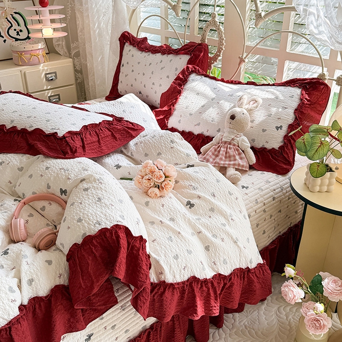 91家纺网 家纺一手货源 找家纺 韩约家纺 2026新款法式大花边泡芙棉床盖款被套四件套 爱心蝴蝶结