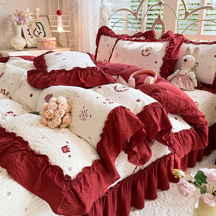 91家纺网 家纺一手货源 找家纺 韩约家纺 2026新款法式大花边泡芙棉床盖款被套四件套 马上鸿运