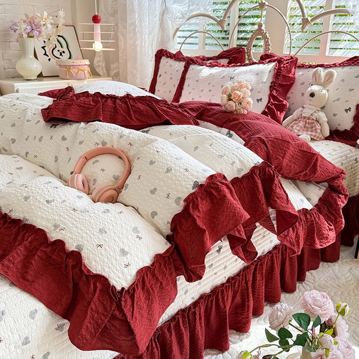 91家纺网 家纺一手货源 找家纺 韩约家纺 2026新款法式大花边泡芙棉床盖款被套四件套 爱心蝴蝶结