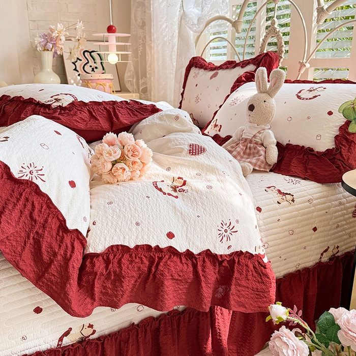 91家纺网 家纺一手货源 找家纺 韩约家纺 2026新款法式大花边泡芙棉床盖款被套四件套 马上鸿运