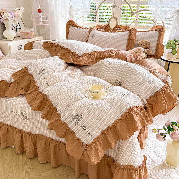 91家纺网 家纺一手货源 找家纺 韩约家纺 2026新款法式大花边泡芙棉床盖款被套四件套 蝴蝶结