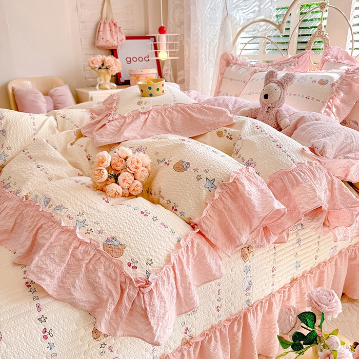 91家纺网 家纺一手货源 找家纺 韩约家纺 2026新款法式大花边泡芙棉床盖款被套四件套 甜心kitty