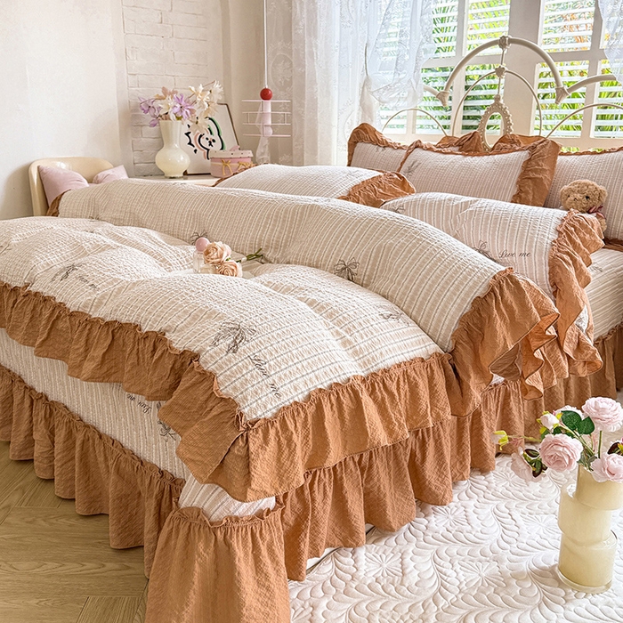 91家纺网 家纺一手货源 找家纺 韩约家纺 2026新款法式大花边泡芙棉床盖款被套四件套 蝴蝶结