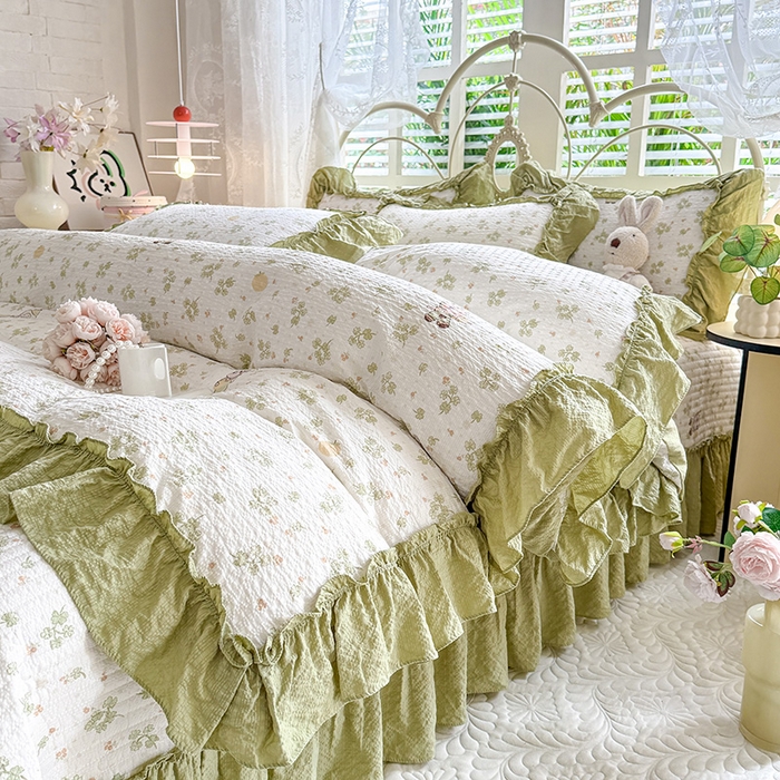 91家纺网 家纺一手货源 找家纺 韩约家纺 2026新款法式大花边泡芙棉床盖款被套四件套 摩卡人生