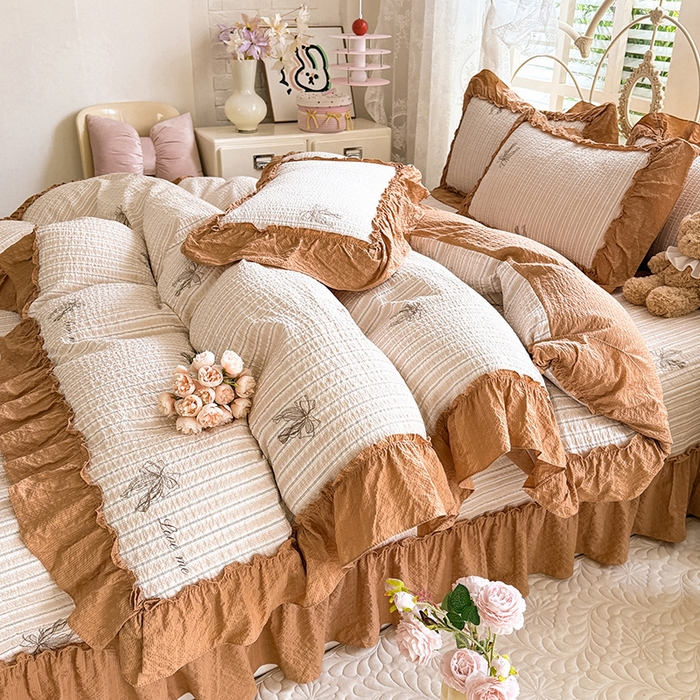 91家纺网 家纺一手货源 找家纺 韩约家纺 2026新款法式大花边泡芙棉床盖款被套四件套 蝴蝶结