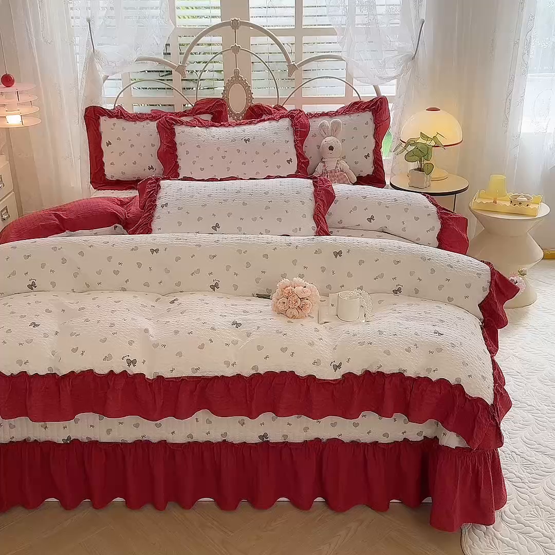 91家纺网 家纺一手货源 找家纺 韩约家纺 2026新款法式大花边泡芙棉床盖款被套四件套 爱心蝴蝶结