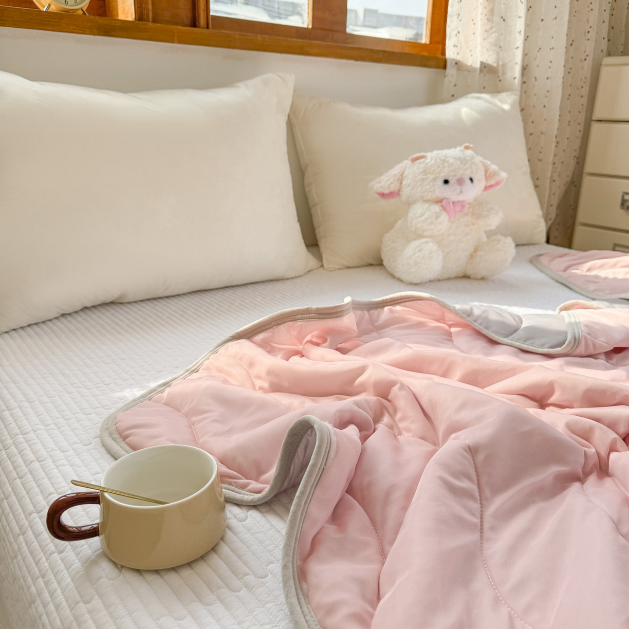 91家纺网 家纺一手货源 找家纺 （总）优雅星家纺 2026春夏新款绗缝冰激凌凉感丝夏被夏凉被空调被