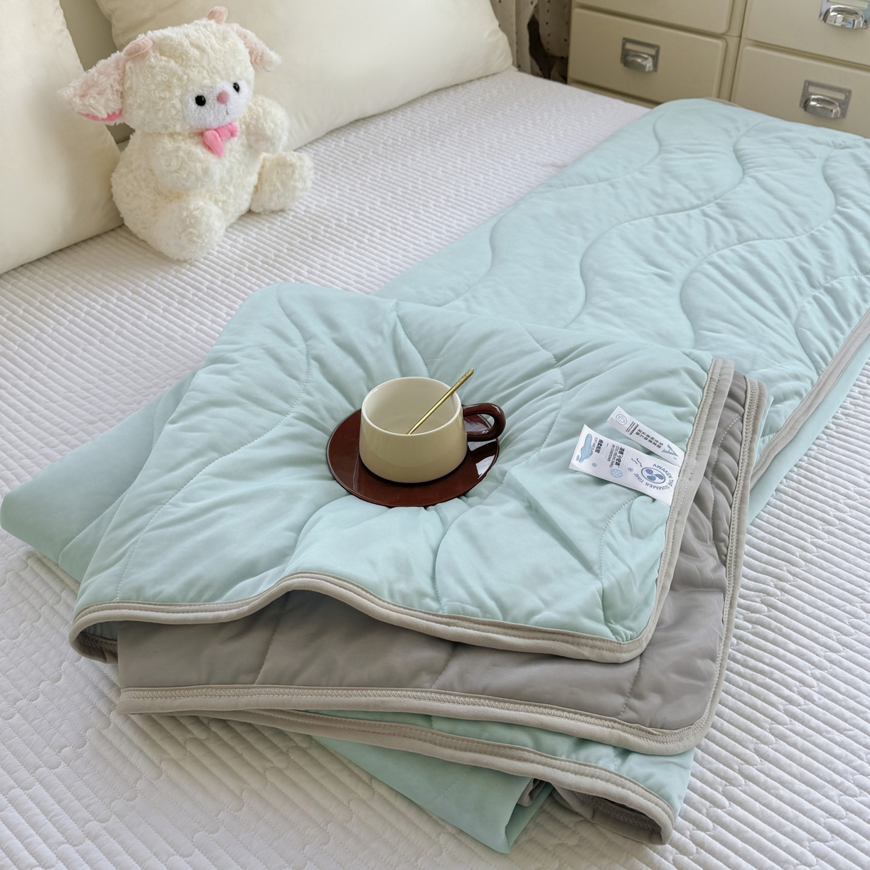 91家纺网 家纺一手货源 找家纺 （总）优雅星家纺 2026春夏新款绗缝冰激凌凉感丝夏被夏凉被空调被