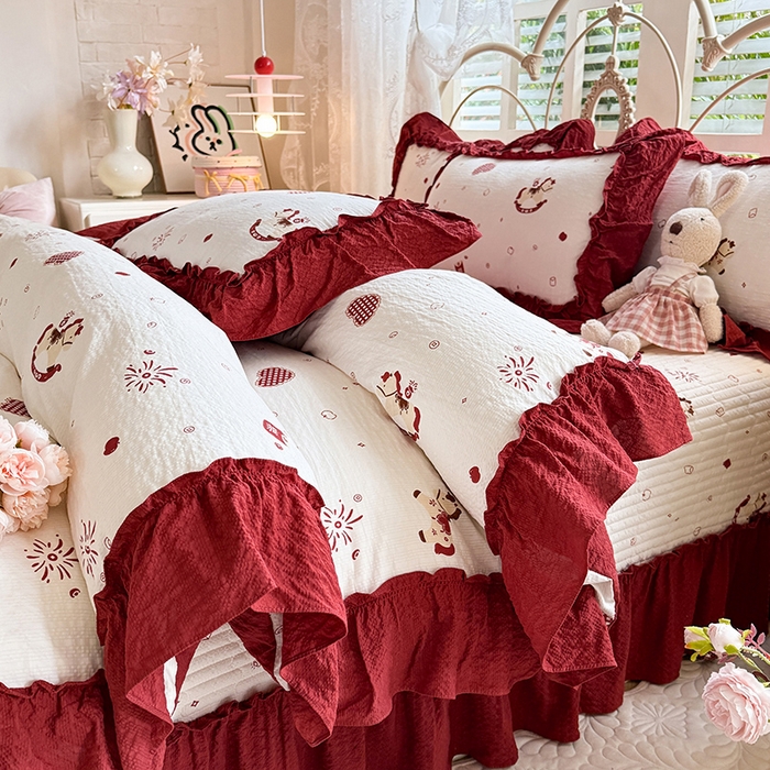 91家纺网 家纺一手货源 找家纺 韩约家纺 2026新款法式大花边泡芙棉床盖款被套四件套 马上鸿运