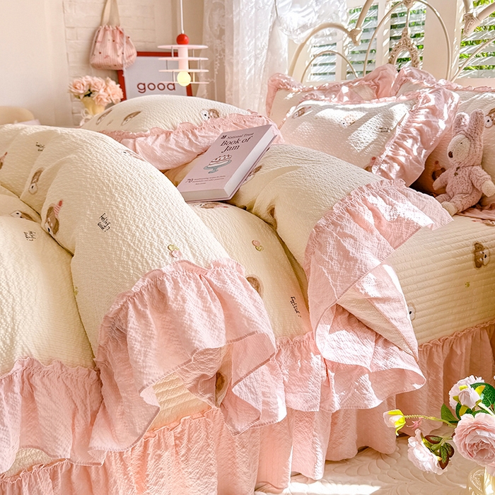 韩约家纺 2026新款法式大花边泡芙棉床盖款被套四件套 呆萌熊宝