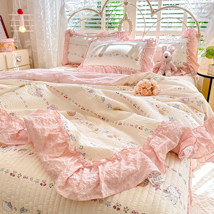 91家纺网 家纺一手货源 找家纺 韩约家纺 2026新款法式大花边泡芙棉床盖款夏被夏凉被空调被四件套 甜心kitty