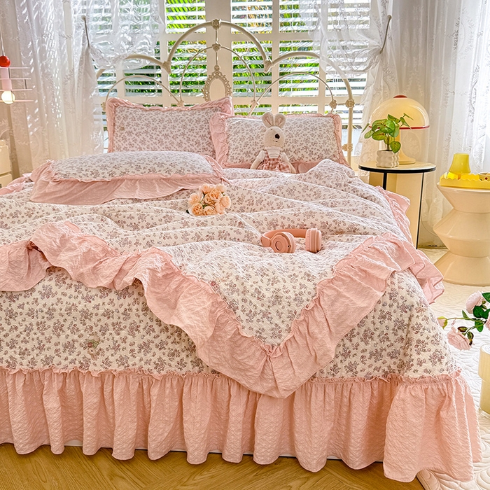 91家纺网 家纺一手货源 找家纺 韩约家纺 2026新款法式大花边泡芙棉床盖款夏被夏凉被空调被四件套 花涧