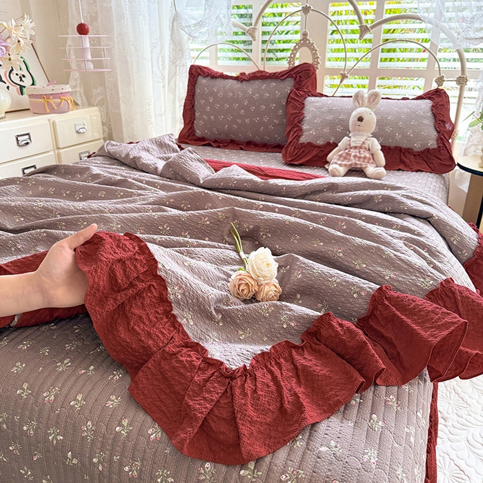 91家纺网 家纺一手货源 找家纺 韩约家纺 2026新款法式大花边泡芙棉床盖款夏被夏凉被空调被四件套 花见喜