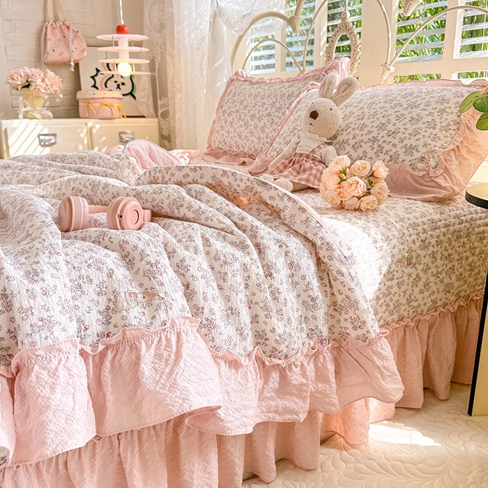 91家纺网 家纺一手货源 找家纺 韩约家纺 2026新款法式大花边泡芙棉床盖款夏被夏凉被空调被四件套 花涧