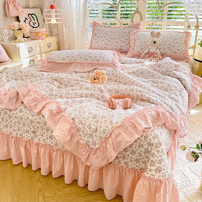 91家纺网 家纺一手货源 找家纺 韩约家纺 2026新款法式大花边泡芙棉床盖款夏被夏凉被空调被四件套 花涧