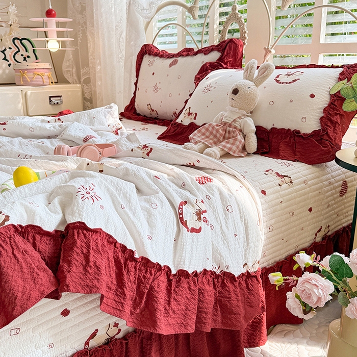 91家纺网 家纺一手货源 找家纺 韩约家纺 2026新款法式大花边泡芙棉床盖款夏被夏凉被空调被四件套 马上鸿运