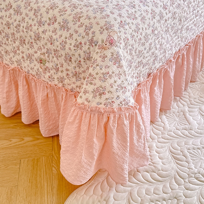 91家纺网 家纺一手货源 找家纺 韩约家纺 2026新款法式大花边泡芙棉床盖款夏被夏凉被空调被四件套 花涧