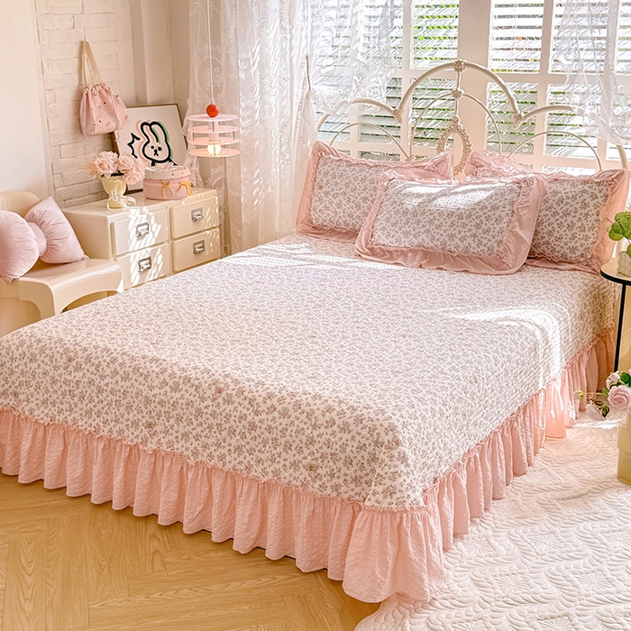 91家纺网 家纺一手货源 找家纺 韩约家纺 2026新款法式大花边泡芙棉床盖款夏被夏凉被空调被四件套 花涧