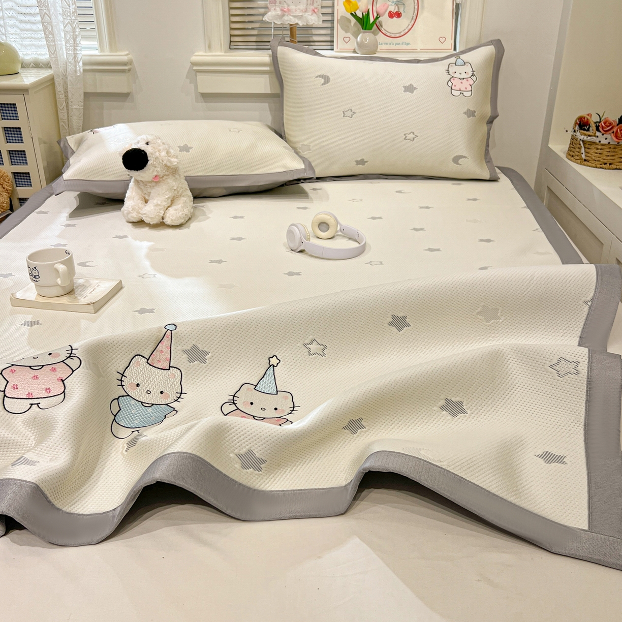 91家纺网 家纺一手货源 找家纺 川悦生活 2026新款凉感提花绣花豆豆席 幸福喵喵