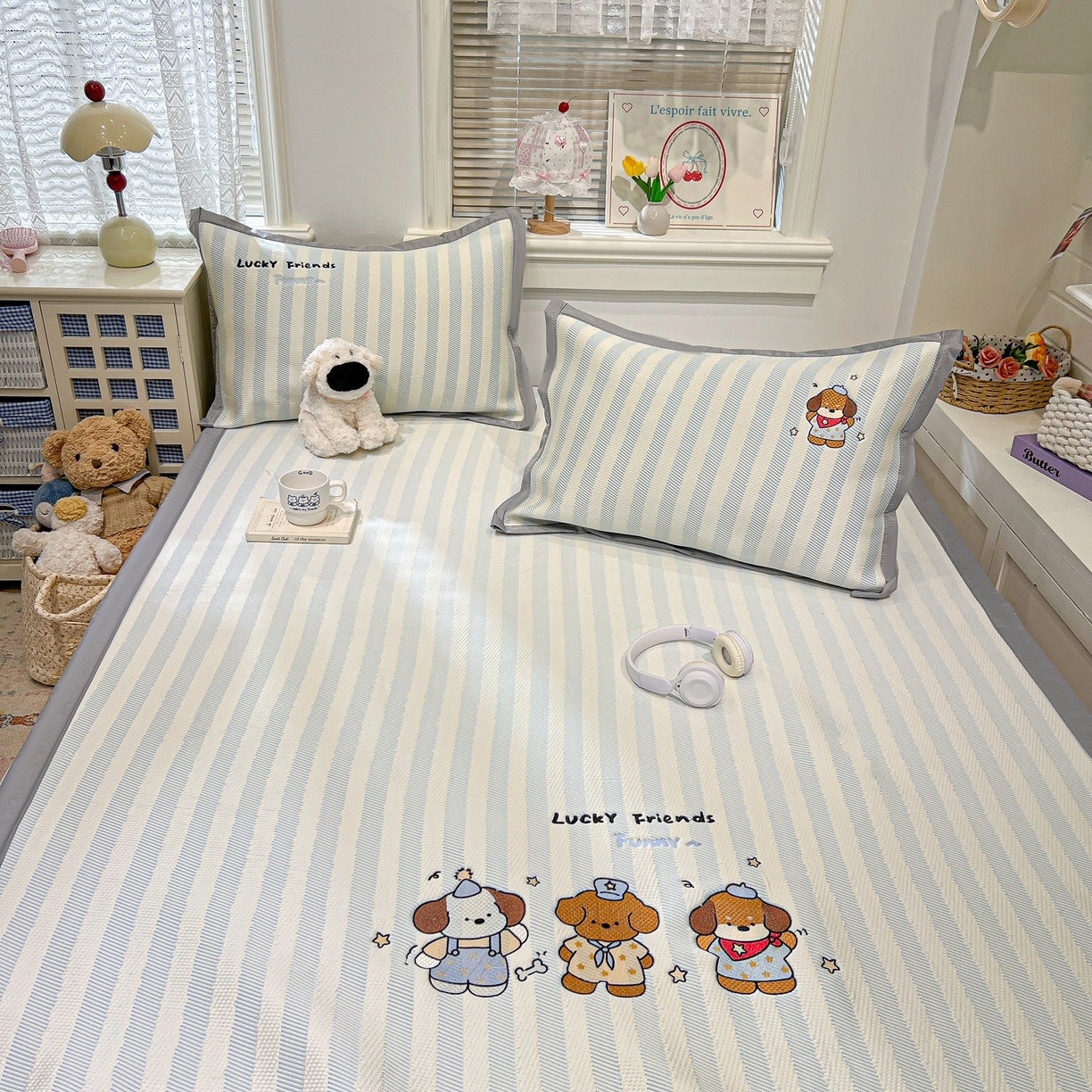 91家纺网 家纺一手货源 找家纺 川悦生活 2026新款凉感提花绣花豆豆席 快乐仔仔