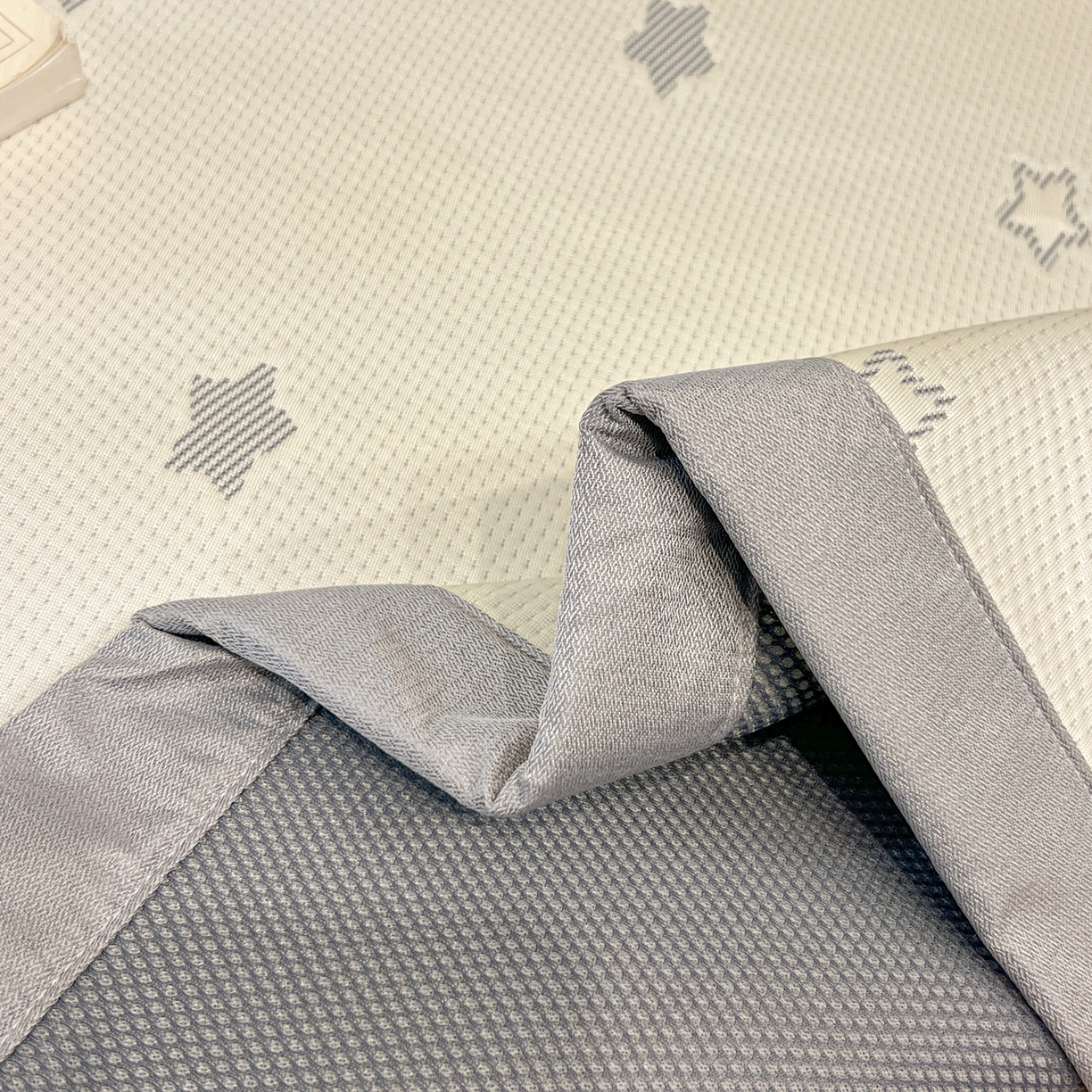 91家纺网 家纺一手货源 找家纺 川悦生活 2026新款凉感提花绣花豆豆席 幸福喵喵