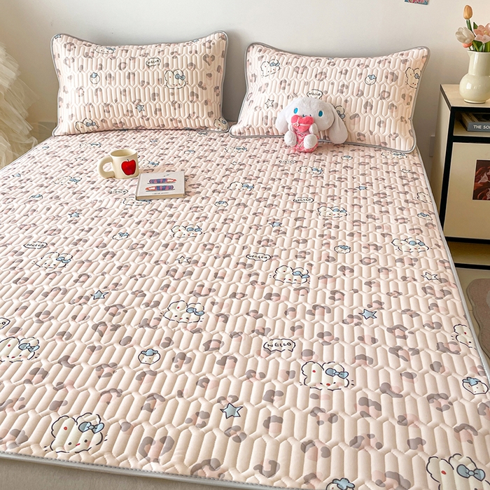 91家纺网 家纺一手货源 找家纺 沐慕 2026新款小清新凉感丝乳胶凉席三件套 豹纹小兔