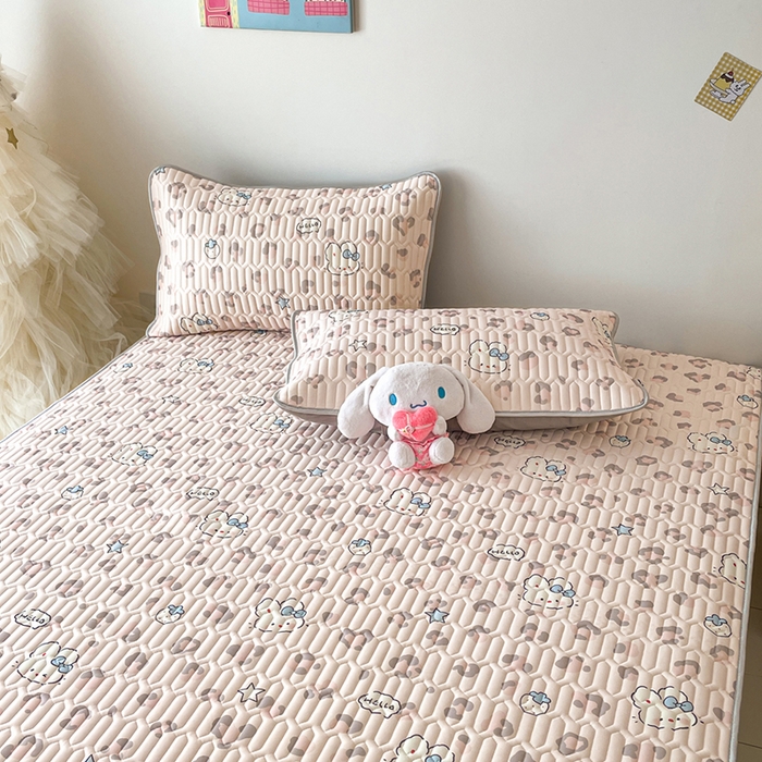 91家纺网 家纺一手货源 找家纺 沐慕 2026新款小清新凉感丝乳胶凉席三件套 豹纹小兔