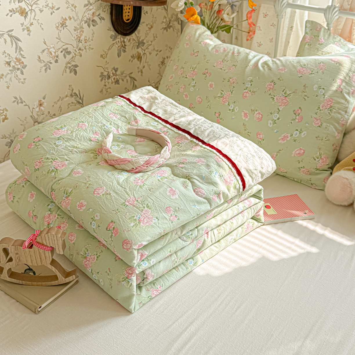 91家纺网 家纺一手货源 找家纺 （总）子钦家纺 2026春夏新款云朵棉水洗棉双层纱法式花边夏被夏凉被空调被