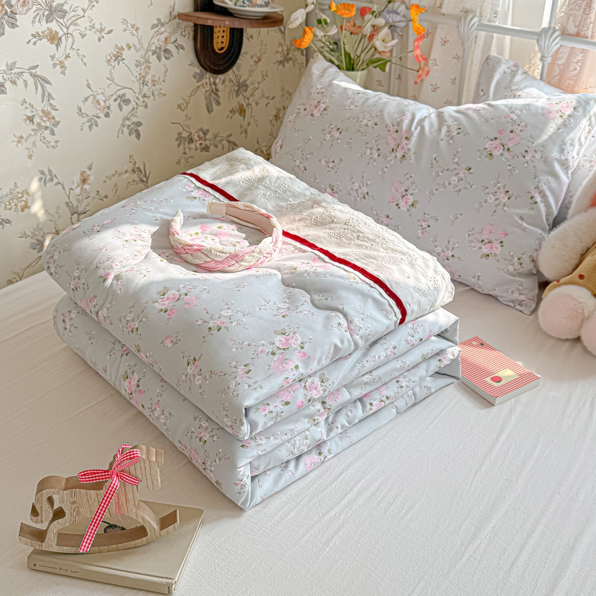 91家纺网 家纺一手货源 找家纺 （总）子钦家纺 2026春夏新款云朵棉水洗棉双层纱法式花边夏被夏凉被空调被