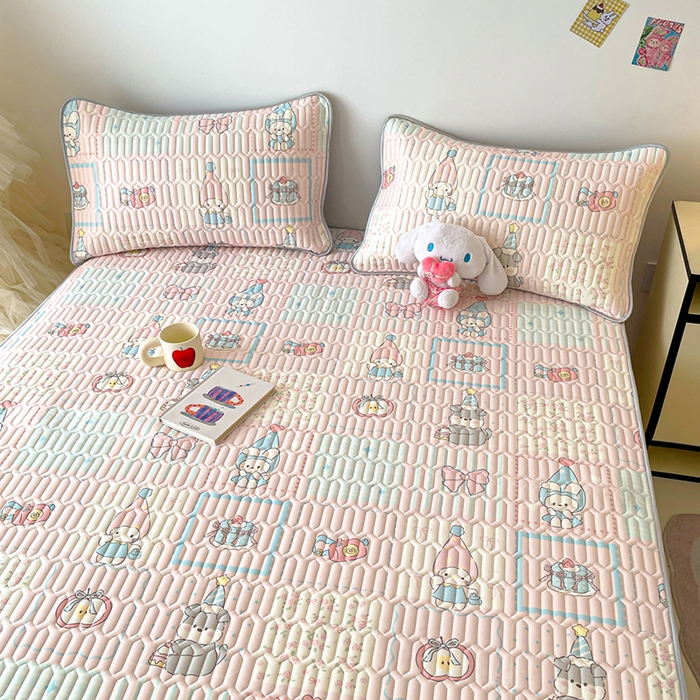 91家纺网 家纺一手货源 找家纺 沐慕 2026新款小清新凉感丝乳胶凉席三件套 粉格帽宠