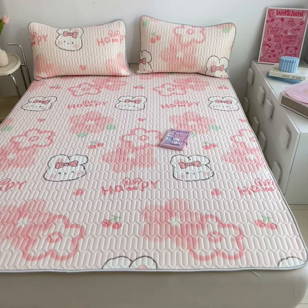 91家纺网 家纺一手货源 找家纺 沐慕 2026新款小清新凉感丝乳胶凉席三件套 花花粉兔