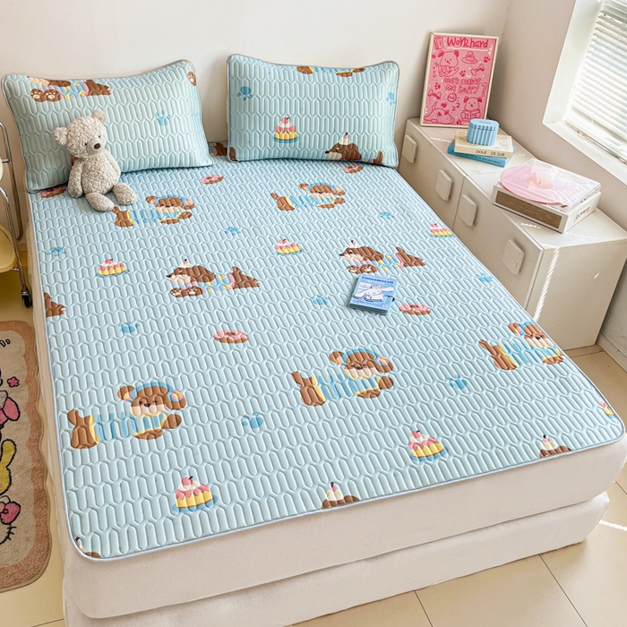 91家纺网 家纺一手货源 找家纺 沐慕 2026新款小清新凉感丝乳胶凉席三件套 腊肠狗