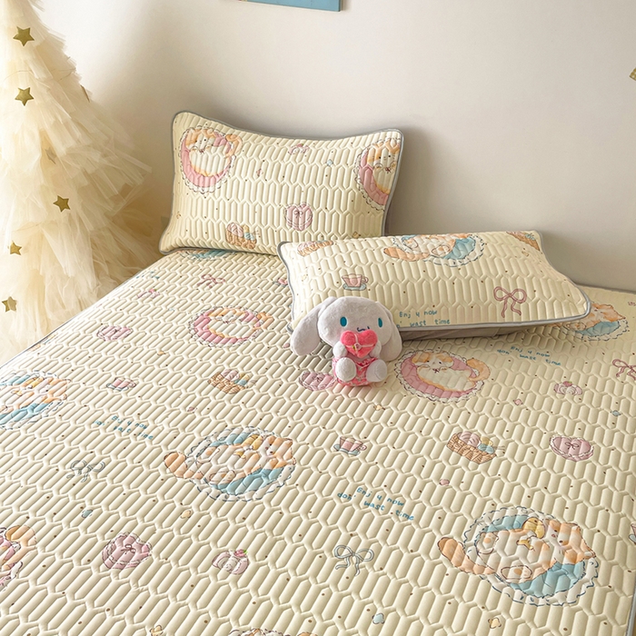 91家纺网 家纺一手货源 找家纺 沐慕 2026新款小清新凉感丝乳胶凉席三件套 萝莉猫