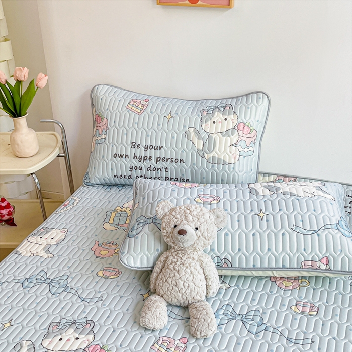 91家纺网 家纺一手货源 找家纺 沐慕 2026新款小清新凉感丝乳胶凉席三件套 萌宠礼物