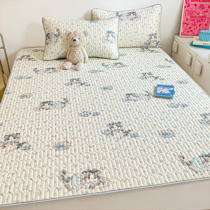 91家纺网 家纺一手货源 找家纺 沐慕 2026新款小清新凉感丝乳胶凉席三件套 碎花小猫