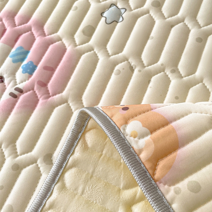 91家纺网 家纺一手货源 找家纺 沐慕 2026新款小清新凉感丝乳胶凉席三件套 糖果甜梦园