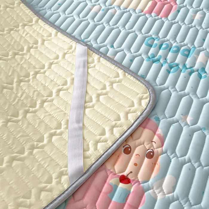 91家纺网 家纺一手货源 找家纺 沐慕 2026新款小清新凉感丝乳胶凉席三件套 天使星星人