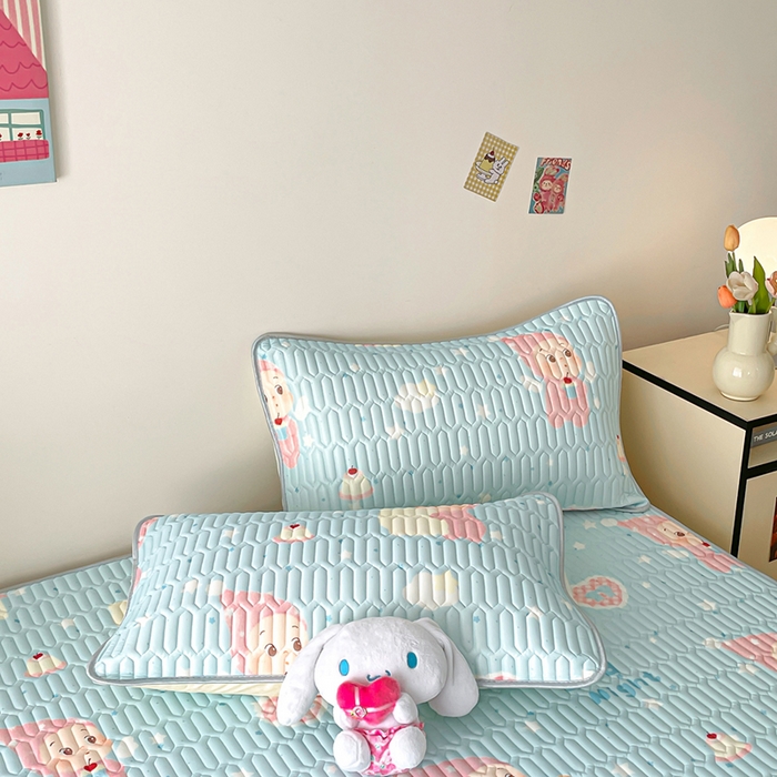 91家纺网 家纺一手货源 找家纺 沐慕 2026新款小清新凉感丝乳胶凉席三件套 天使星星人