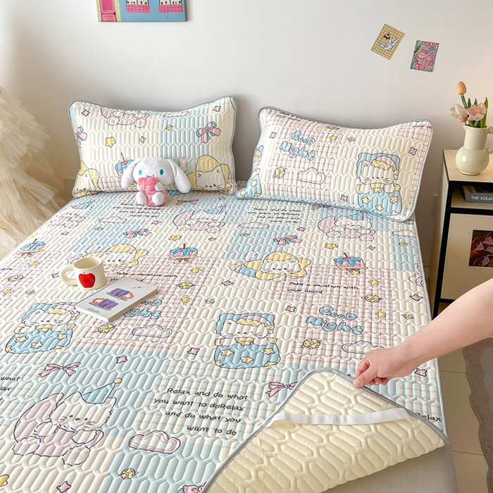 91家纺网 家纺一手货源 找家纺 沐慕 2026新款小清新凉感丝乳胶凉席三件套 晚安拼格猫