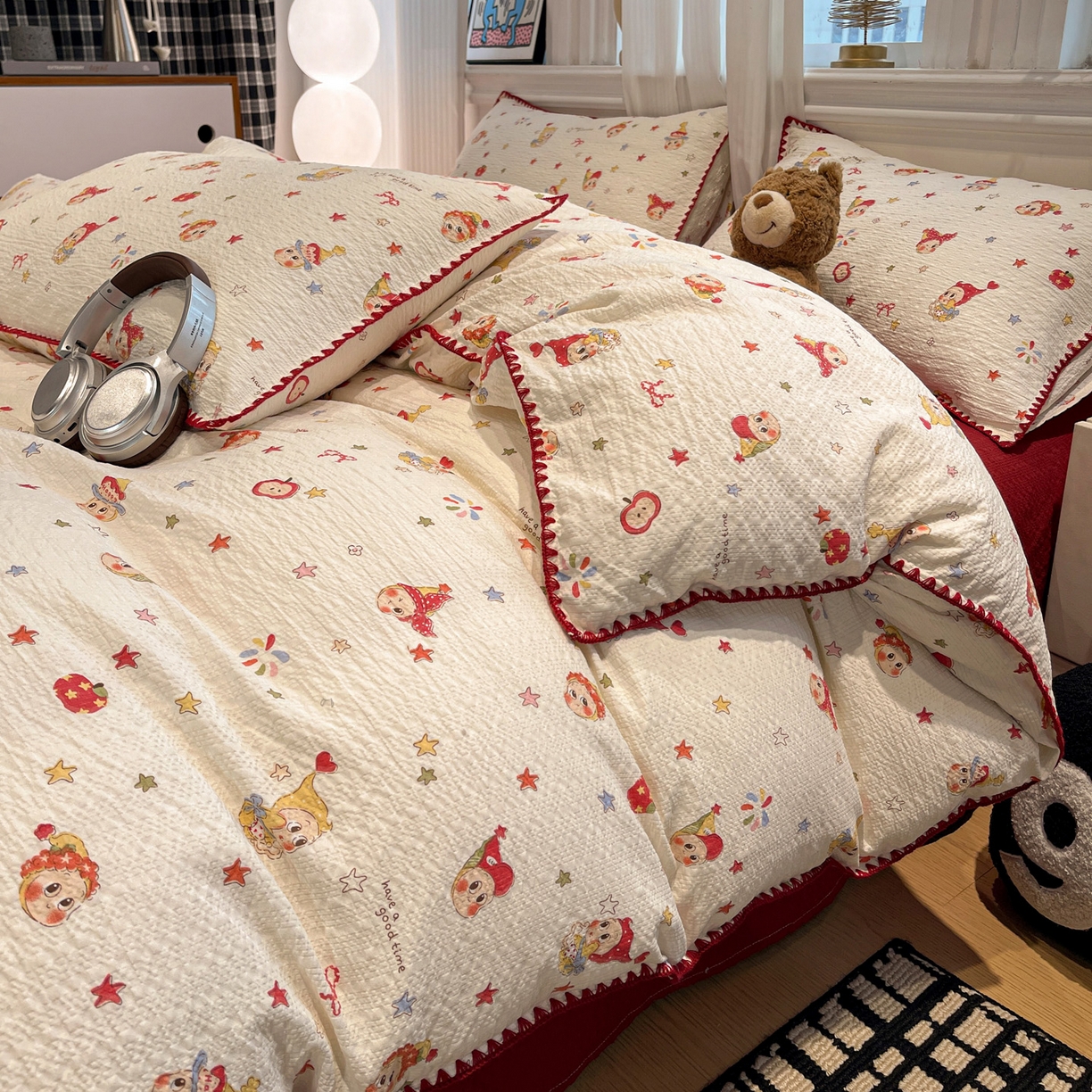 91家纺网 家纺一手货源 找家纺 瑞禾家纺（原阿亮） 2026新款云感泡芙棉小清新印花贝壳边四件套 蛋糕星人