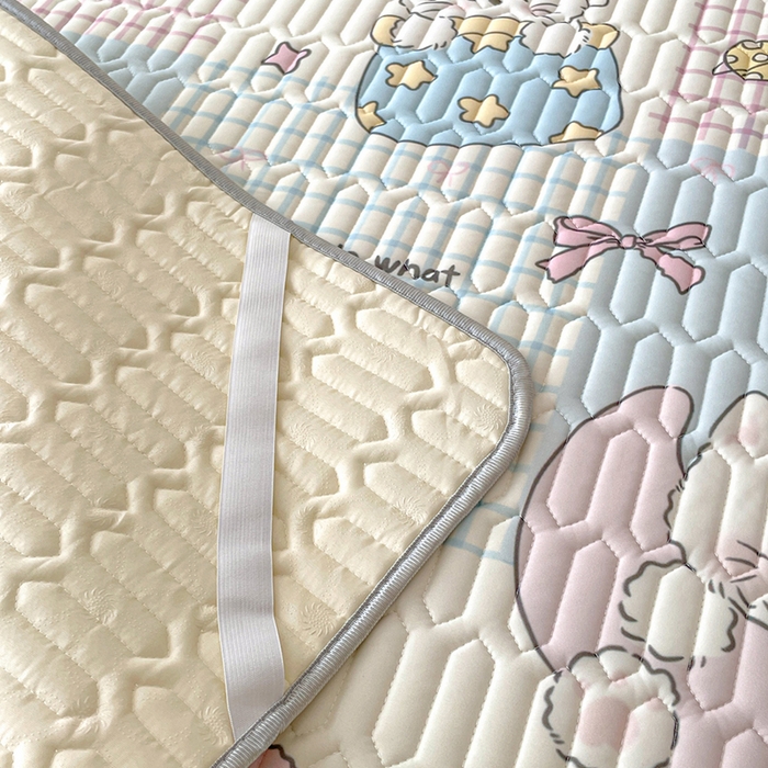 91家纺网 家纺一手货源 找家纺 沐慕 2026新款小清新凉感丝乳胶凉席三件套 晚安拼格猫