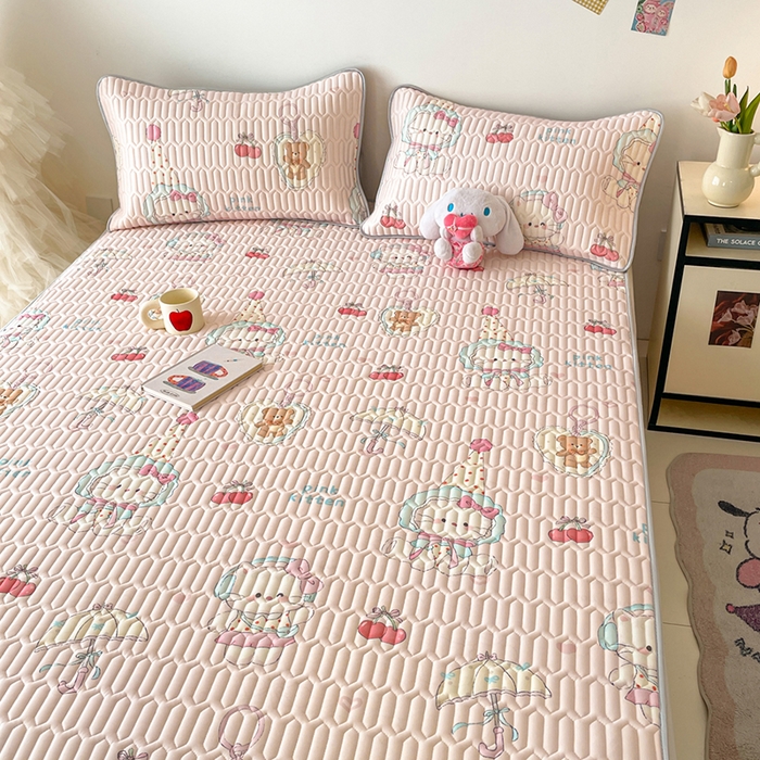 91家纺网 家纺一手货源 找家纺 沐慕 2026新款小清新凉感丝乳胶凉席三件套 樱桃萌猫