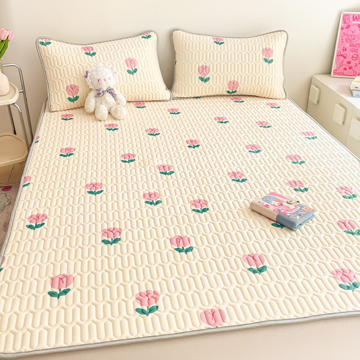 91家纺网 家纺一手货源 找家纺 沐慕 2026新款小清新凉感丝乳胶凉席三件套 郁金香